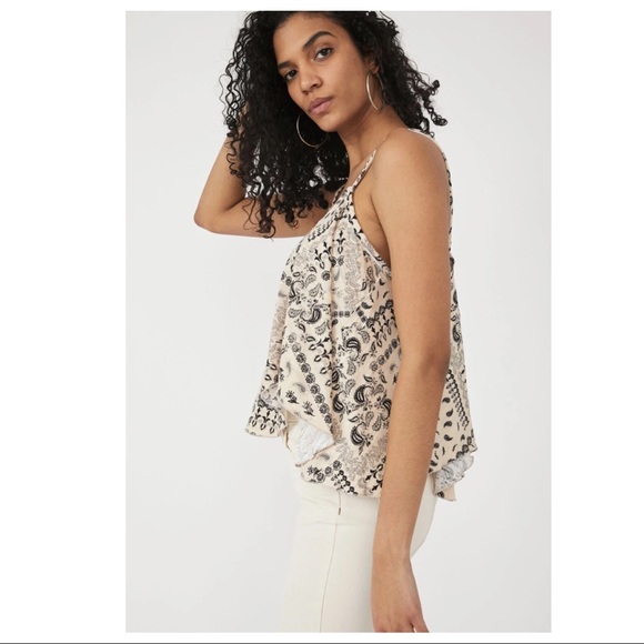 FREE PEOPLE BOHO TANK TOP FLOWY SLEEVELESS CAMI TEE BOHEMIAN FESTIVAL PRINT A2C - Picture 13 of 16